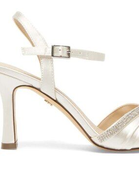 NINA AGNES heels in Ivory - NWT